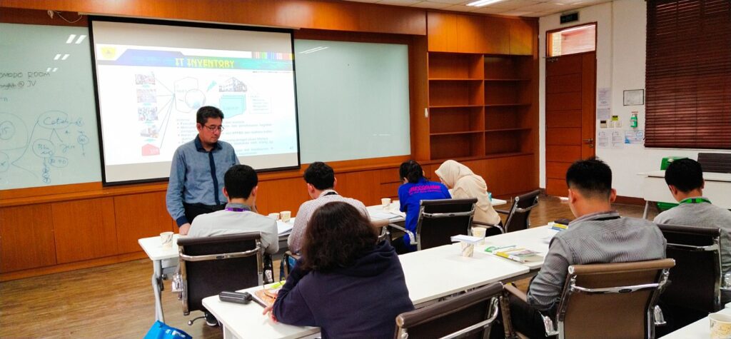 kelasinhouse chlingluhtangerang 07